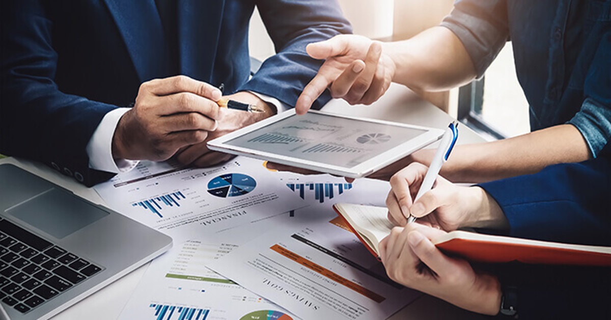 Employer of Record (EOR) Services in India: Simplifying Global Workforce Management